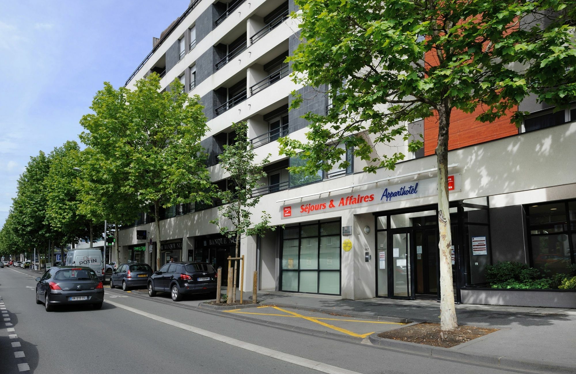 Sejours & Affaires Clermont Ferrand Park Republique Aparthotel Exterior foto